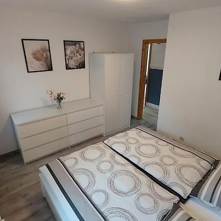 Renoviertes Ferienhaus In Ruhiger Lage Am Schweriner See