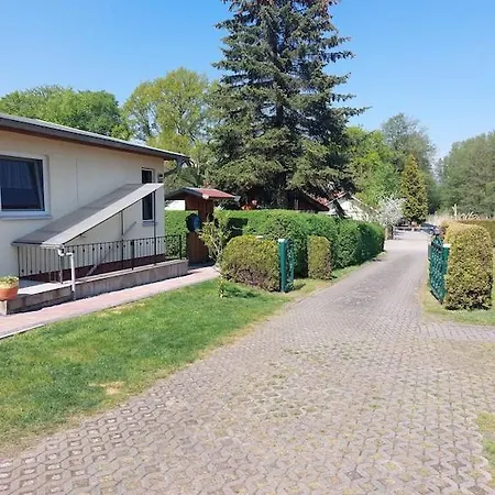 Renoviertes Ferienhaus In Ruhiger Lage Am Schweriner See Hébergement de vacances